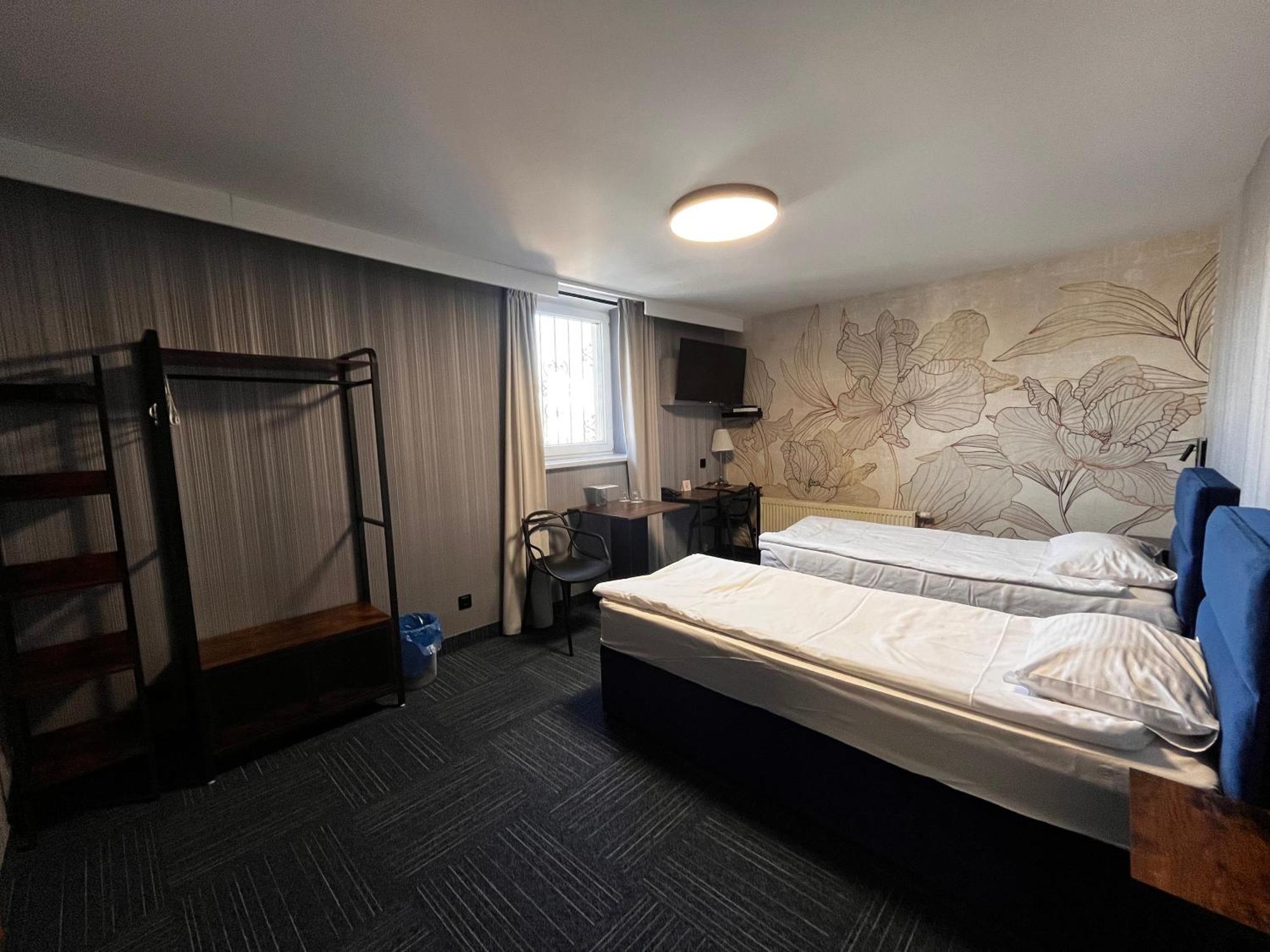 Hotel Marta โอวาวา ภายนอก รูปภาพ